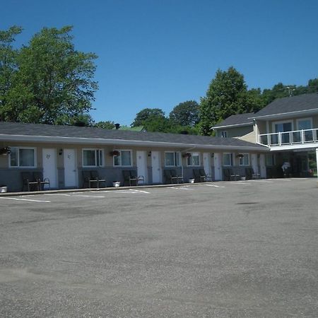 Motel Chevalierケベックシティ エクステリア 写真