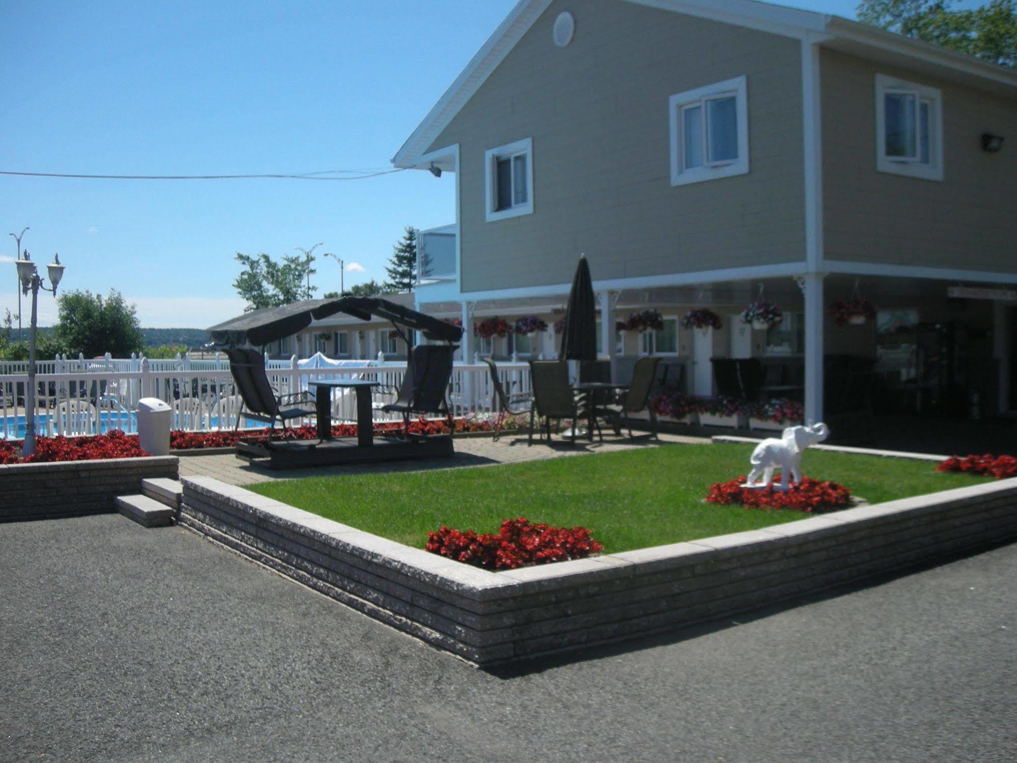 Motel Chevalierケベックシティ エクステリア 写真