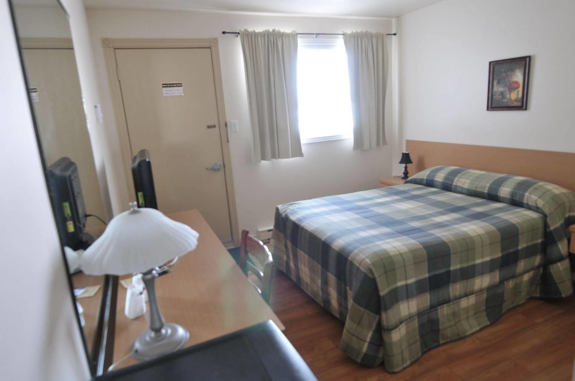 Motel Chevalierケベックシティ エクステリア 写真